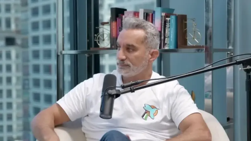 باسم يوسف يثير ضجة كبيرة بعد ظهوره في بودكاست أميركي استضاف نتانياهو