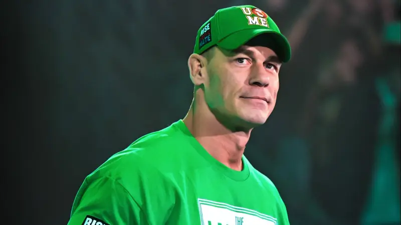 جون سينا يتوّج بطلا للقارات.. أسطورة حية