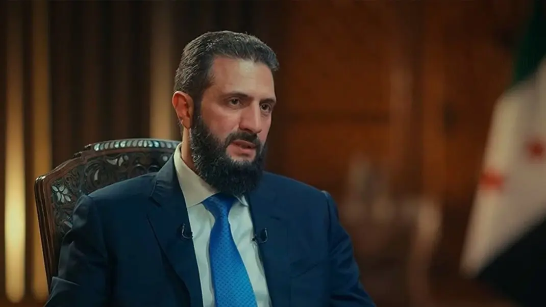 الشرع: المنطقة تستحق سياسة مستقلة بعيدا عن إيران وإسرائيل (إكس) الشرع: المنطقة تستحق سياسة مستقلة بعيدا عن إيران وإسرائيل (إكس)