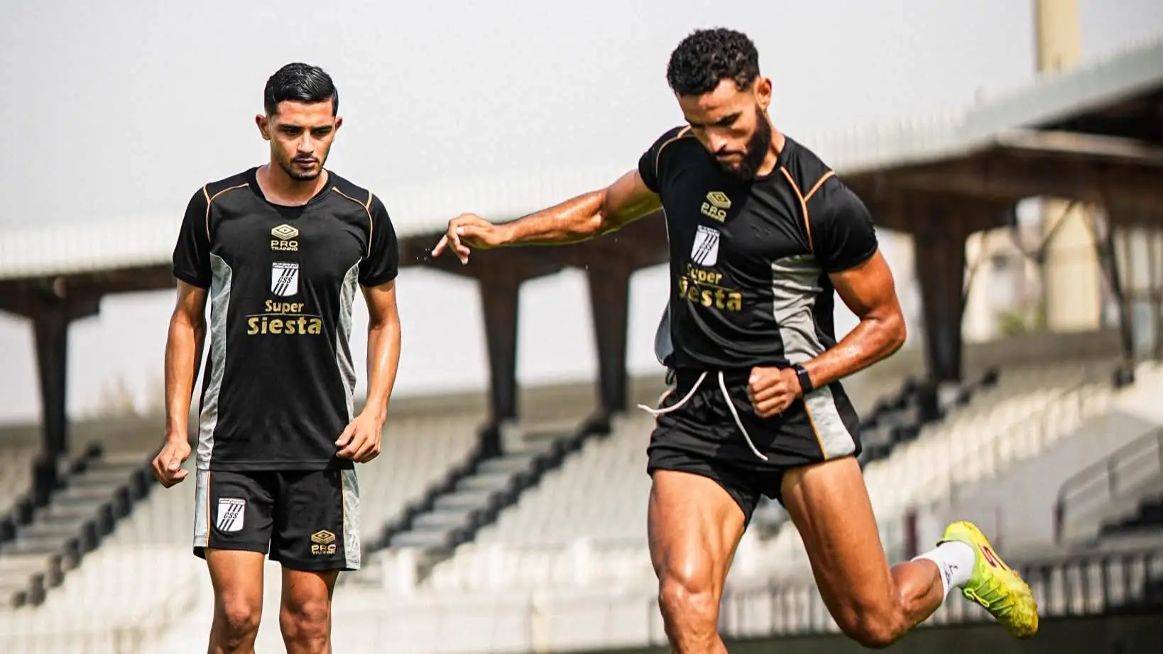 تعادل الصفاقسي في أول مبارياته في الدوري التونسي (فيسبوك) تعادل الصفاقسي في أول مبارياته في الدوري التونسي (فيسبوك)