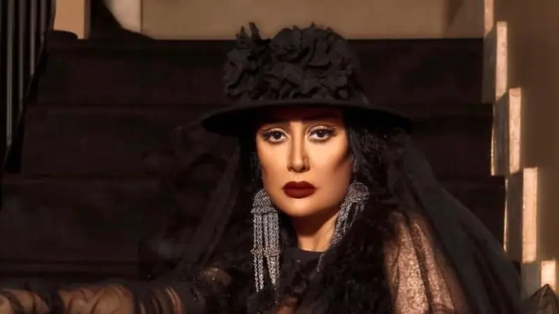 تقليد مصري لمارلين مونرو.. غادة عبد الرازق تثير الجدل بإطلالة غريبة