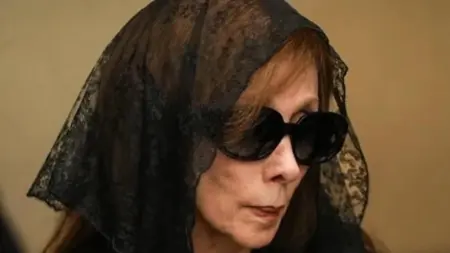 related_news_inside_blogsما حقيقة اعتزال فيروز الغناء؟ حالة نفسية صعبة