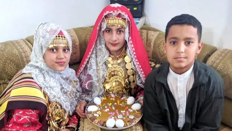 صور - طقوس رمضانية في جربة التونسية.. الصوم الأول و"البسيسة"