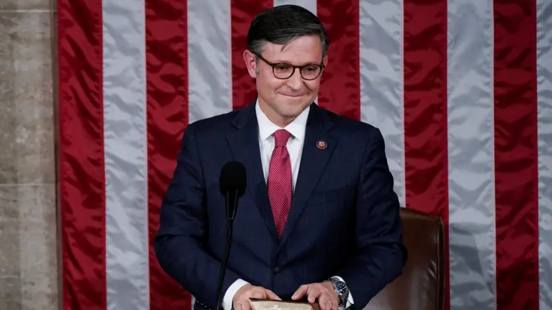 هذا ما قاله رئيس مجلس النواب الأميركي عن علاقة ترامب بـ"إبستين"