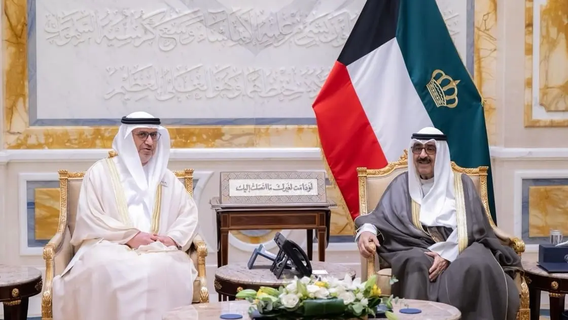 أمير الكويت تسلم دعوة رسمية للمشاركة في مؤتمر الأمم المتحدة للمياه بأبوظبي (وام) أمير الكويت تسلم دعوة رسمية للمشاركة في مؤتمر الأمم المتحدة للمياه بأبوظبي (وام)
