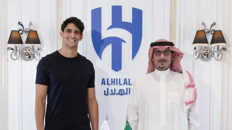 "مرمى الهلال آمن إلى 2028".. الزعيم يجدد ثقته ويمدد عقد ياسين بونو