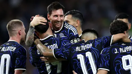 related_news_inside_blogsميسي يسجل الهدف 902 في مسيرته ويودع ملاعب الأرجنتين بعرض ساحر أمام زامبيا