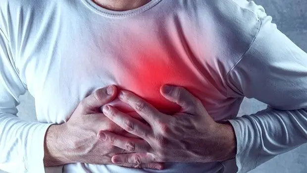طبيب يحذر: السكتات القلبية ترتفع خلال رأس السنة
