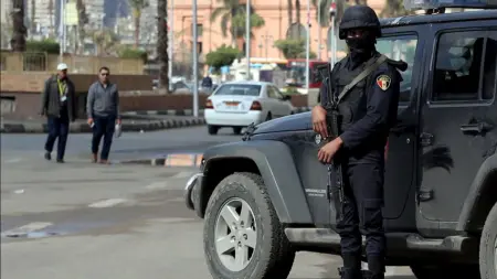 مصر.. مقاطع فيديو منسوبة لـ "الشيخ عزوز" تثير الجدل والأمن يتدخل