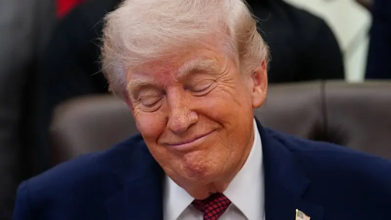 ترامب: مستعد للقاء قادة إيران إن تم إحراز تقدم في المفاوضات