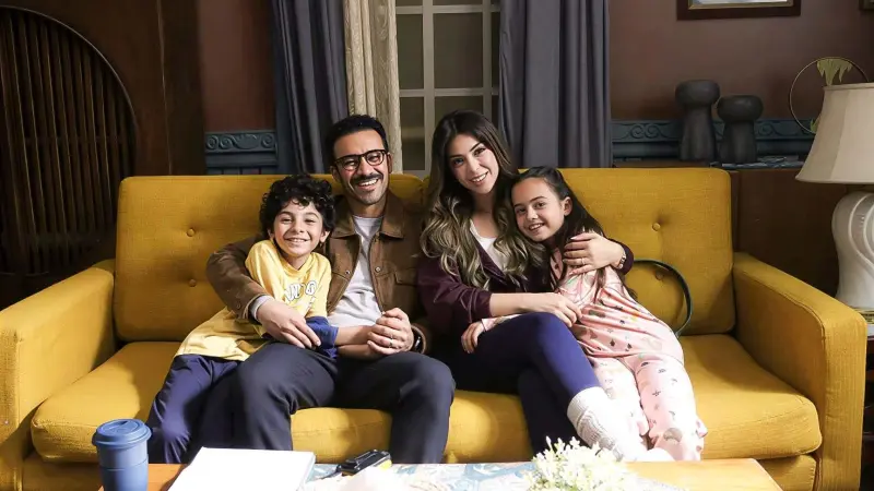 مواعيد عرض مسلسل بابا وماما جيران والقنوات الناقلة مع القصة والأبطال