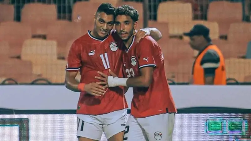 مصر وجنوب إفريقيا.. صلاح ومرموش يقودان أحلام الفراعنة في "الكان"