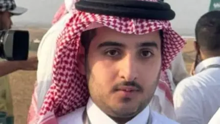 related_news_inside_blogsمن هو متعب البرغش الذي يسرق الأنظار عند رصد هلال العيد في السعودية؟