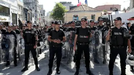 related_news_inside_blogsحملات أمنية في تركيا وإيقاف 209 أشخاص قبل قمة الناتو