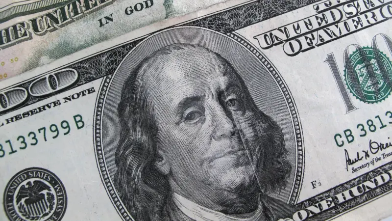 سعر الدولار مقابل الليرة السورية اليوم الثلاثاء 23/6/2026.. حذر في تداولات السوق السوداء