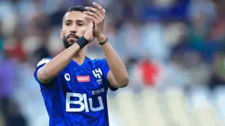 بعد 16 عامًا مع الهلال.. سلمان الفرج ينتقل إلى نيوم
