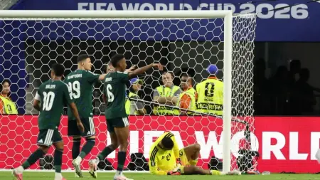 related_news_inside_blogsكأس العالم 2026 - السعودية تتطلع لتكرار توهجها أمام إسبانيا ومصر تبحث عن انتصار تاريخي