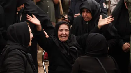 related_news_inside_blogsإيران تبدأ حملة الإعدامات.. قتل "جاسوس" للموساد واعتقال العشرات