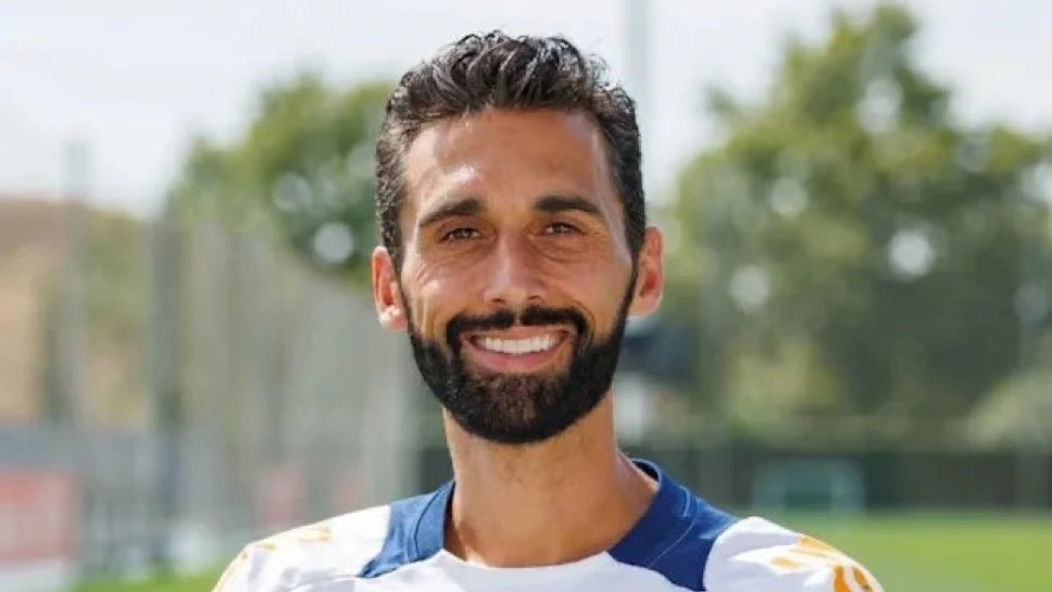 مدرب ريال مدريد الجديد.. من هو ألفارو أربيلوا؟ 