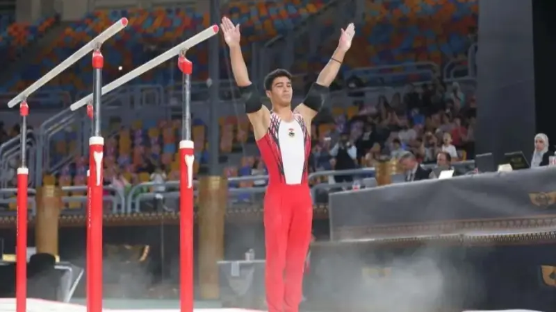 كأس العالم للجمباز.. من هو محمد عفيفي الذي حصد فضية المتوازي؟