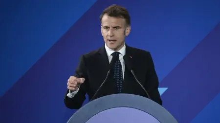 related_news_inside_blogsماكرون عن أزمة هرمز: لسنا في القارب الذي اخترناه