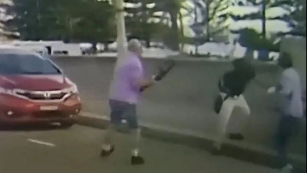 "بطل" شاطىء سيدني مصدر فخر لأهالي قريته في سوريا 