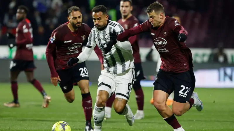 القنوات الناقلة وموعد مباراة يوفنتوس اليوم ضد ساليرنيتانا مع التشكيلة.. صراع المواقع