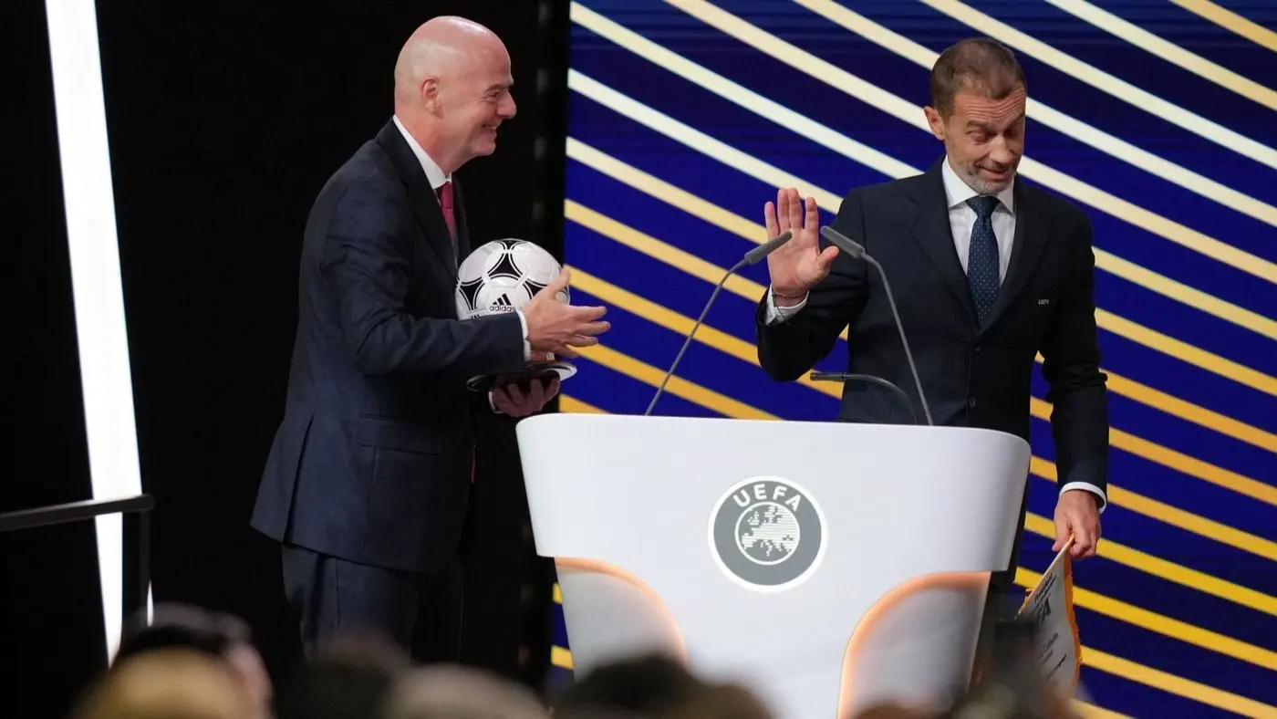 الخلاف بين ويفا وفيفا يتراجع أمام أهمية قرعة دوري الأبطال (إكس) الخلاف بين ويفا وفيفا يتراجع أمام أهمية قرعة دوري الأبطال (إكس)