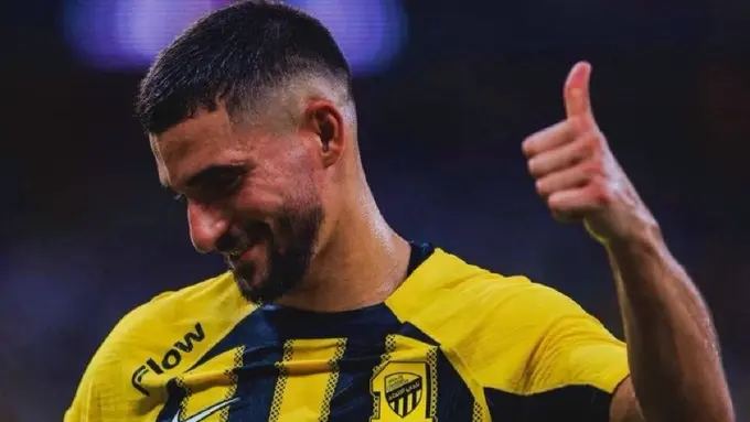 حسام عوار يقترب من العودة إلى أوروبا.. هل يرحل عن الاتحاد؟