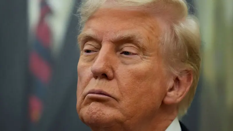 تقرير: هل يُستخدم التعديل الـ25 بالدستور الأميركي لعزل ترامب؟