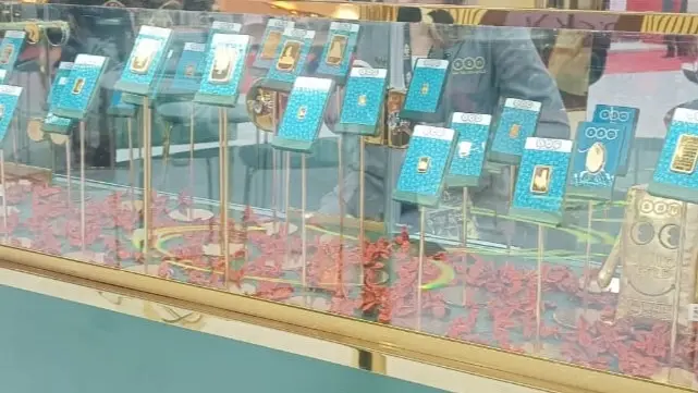 سعر الذهب اليوم في العراق الأحد 18/1/2026.. استقرار حذر لعيار 24