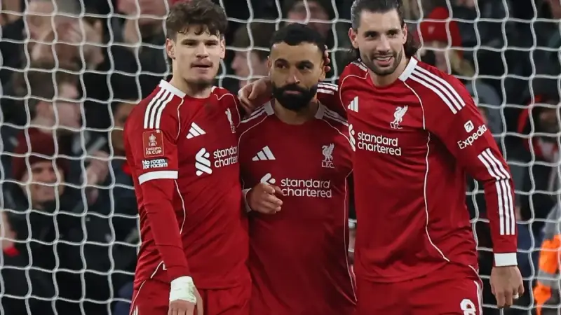 تغيير معلق مباراة ليفربول وولفرهامبتون اليوم.. صوت يمني مميز