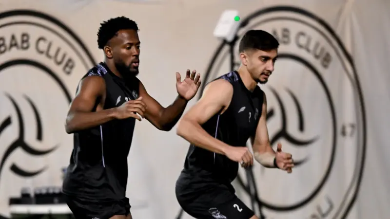 القنوات الناقلة لمباراة الشباب ضد الأخدود اليوم في دوري "روشن" السعودي مع الموعد والتشكيلة