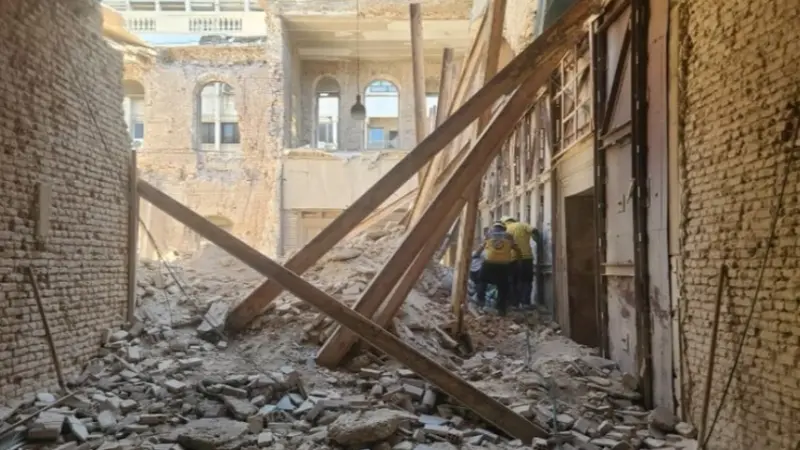 ما هو سبب انهيار طابق مبني في ساحة المرجة بالعاصمة دمشق؟