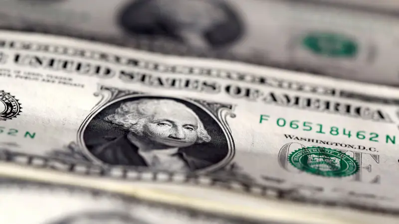 سعر الدولار مقابل الدينار الليبي في السوق السوداء اليوم الخميس 28/5/2026.. العيد يجمّد التداول