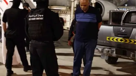 related_news_inside_blogsالإمارات.. إحالة 19 متهما إلى دائرة أمن الدولة في قضية عتاد عسكري لسلطة بورتسودان