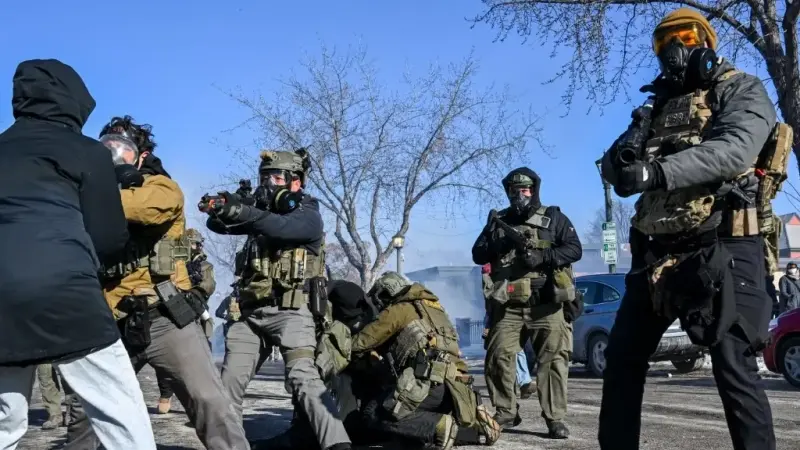 كابوس سياسي.. مقتل ممرض بنيران الأمن الفيدرالي يعمق أزمة ترامب