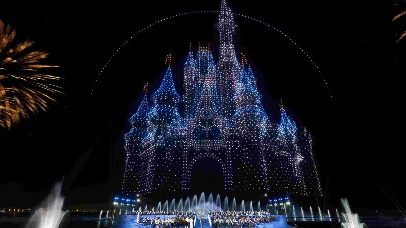 صور - جزيرة ياس تحتفل بالإعلان عن خطط تطوير عالم ومنتجع ديزني الترفيهي