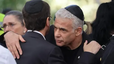 related_news_inside_blogsزعيم المعارضة الإسرائيلية يهاجم نتانياهو: هدنة إيران كارثة تاريخية