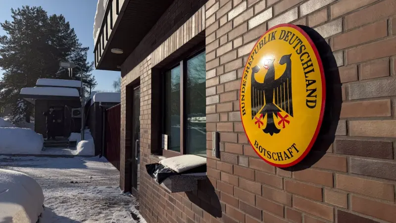 الخارجية الروسية: طرد دبلوماسي ألماني ردا على إجراء مماثل اتخذته برلين