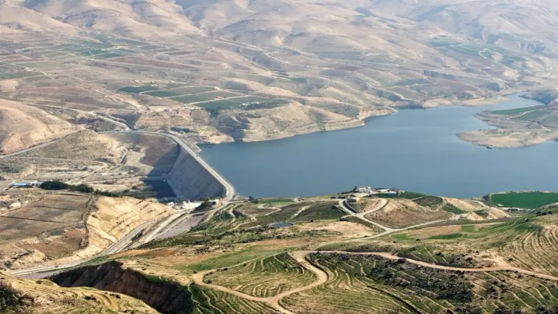 الأردن.. فيضان سد الموجب نتيجة الأمطار المتواصلة