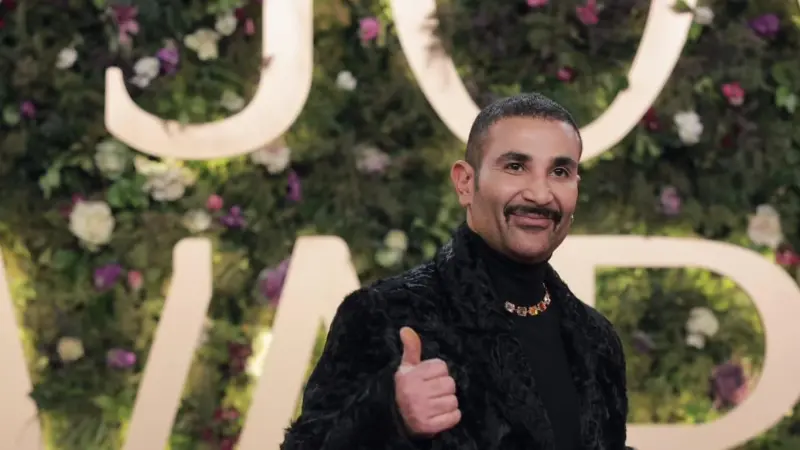 بعد تصدره الترند بسبب "الحلق".. من هن زوجات أحمد سعد؟