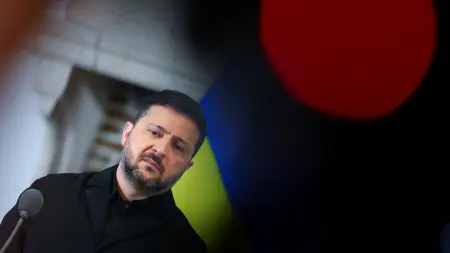 زيلينسكي يدعو إلى بذل جهود مشتركة لتشكيل مهمة في مضيق هرمز