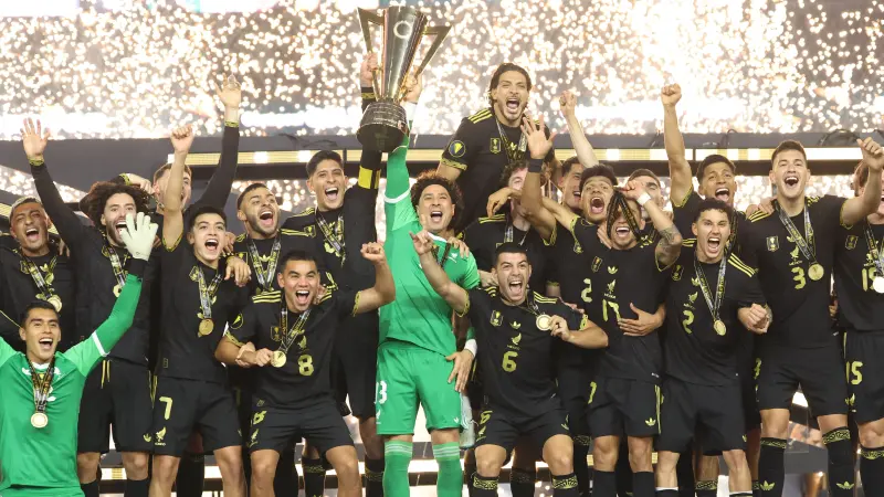 كأس الكونكاكاف الذهبية - المكسيك تهزم أميركا وتتوج باللقب الـ10