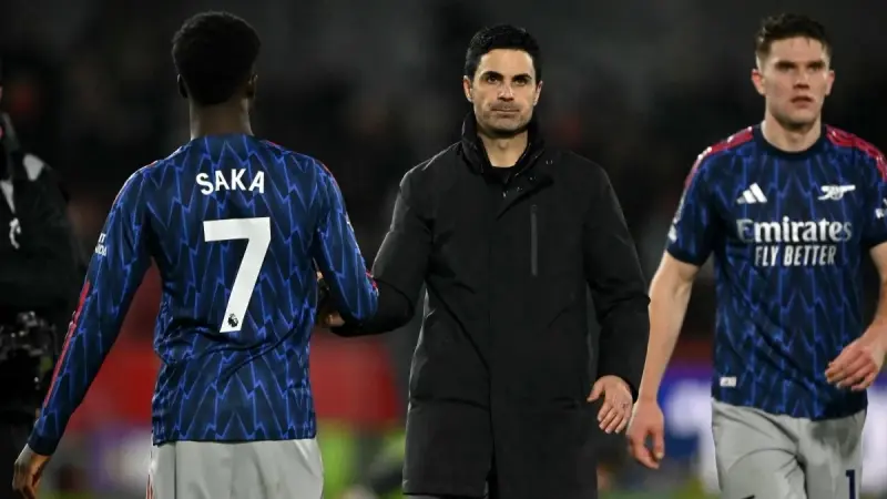 الدوري الإنجليزي - برنتفورد يقدم خدمة لمانشستر سيتي ويوقف قطار أرسنال