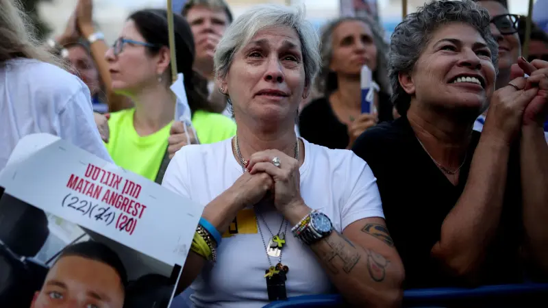 الجيش الإسرائيلي يعلن تحديد هويات جثامين 4 أسرى أعادتهم "حماس"