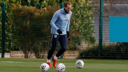 related_news_inside_blogsتفاصيل إصابة هاري كين ومدة غيابه.. أنباء مقلقة لإنجلترا وبايرن ميونخ