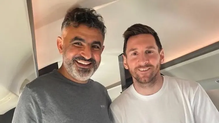 لبناني صديق ميسي وبرشلونة.. من هو سمير شمخة؟