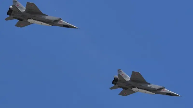 "الحوثيون" أعلنوا امتلاكها.. ما هي الصواريخ فرط صوتية التي فشلت أميركا في تصنيعها؟