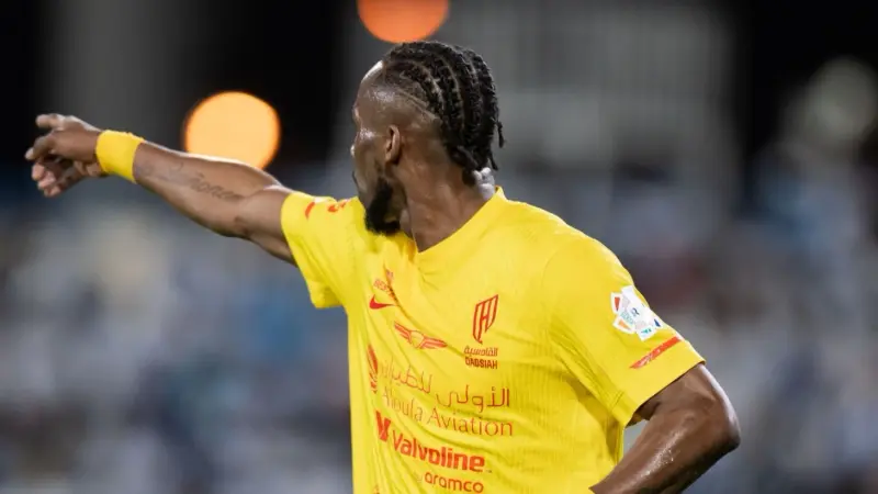 نتائج مباريات اليوم في الدوري السعودي.. القادسية يتمسّك بحظوظه في سباق اللقب